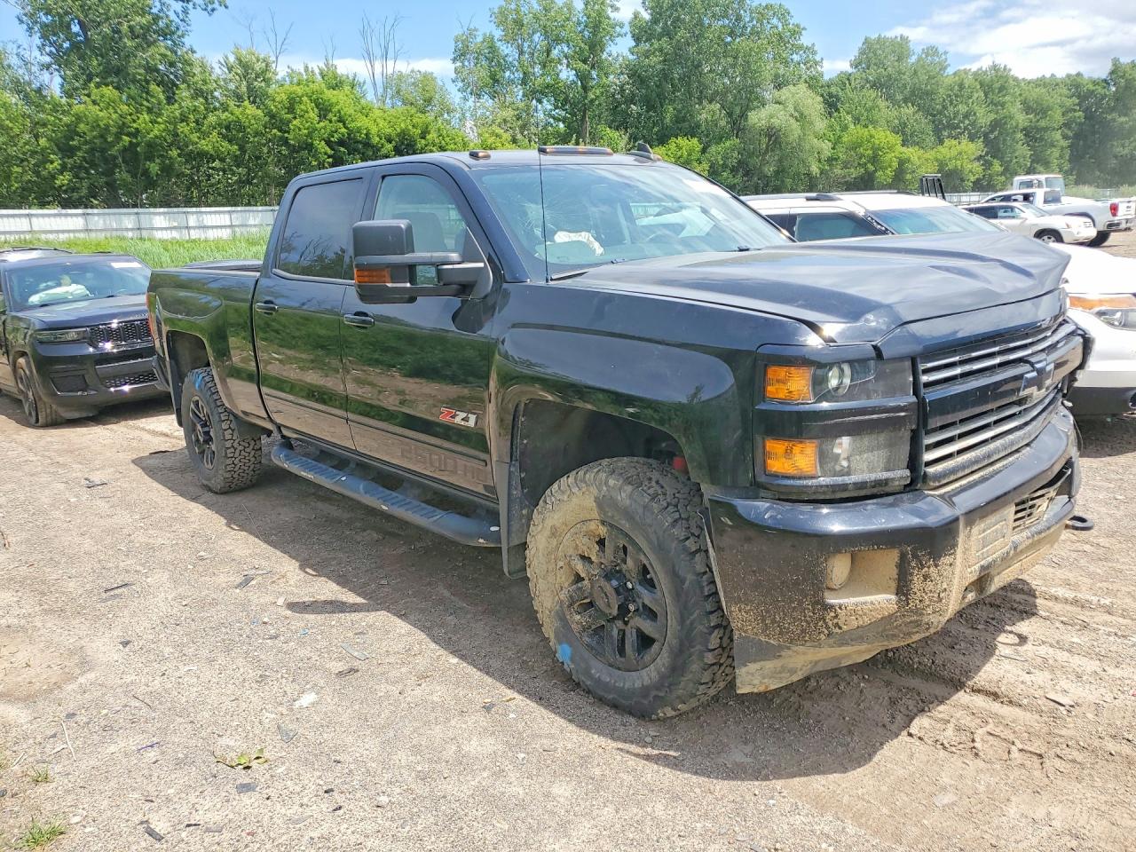 2017 CHEVROLET SILVERADO