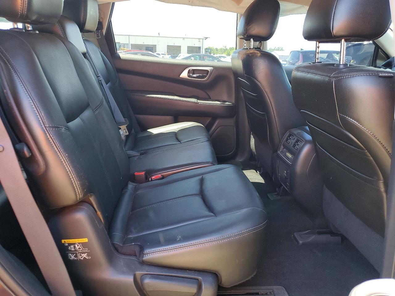 2013 NISSAN PATHFINDER
