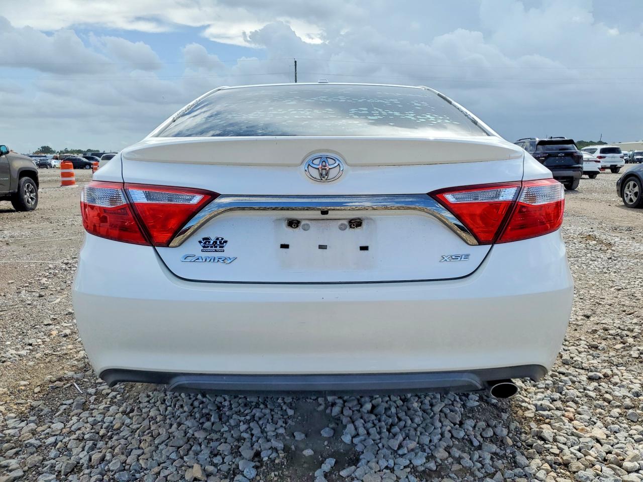2015 TOYOTA CAMRY