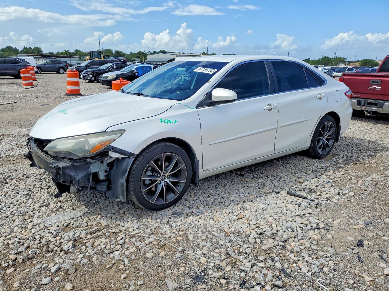 2015 TOYOTA CAMRY