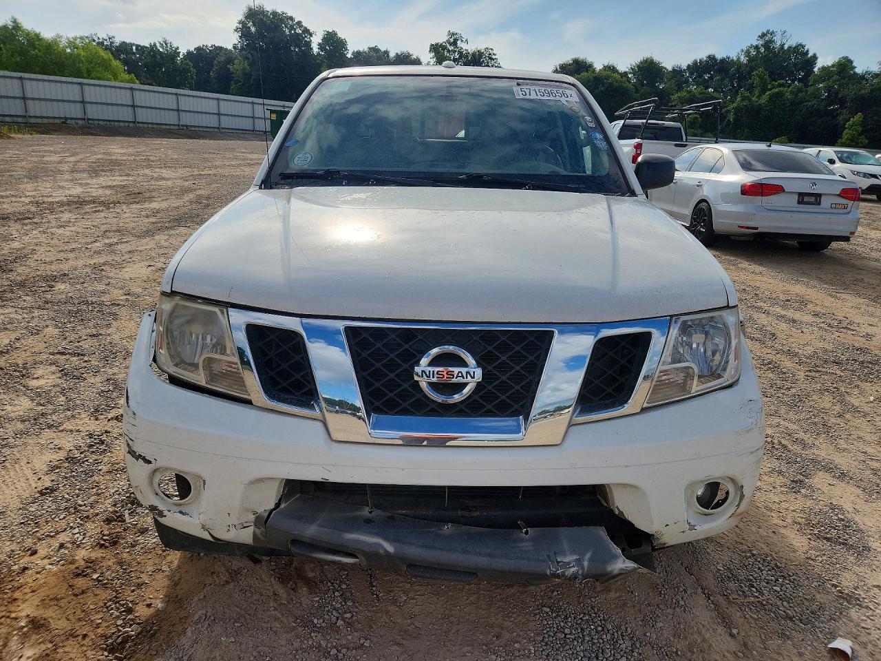 2016 NISSAN FRONTIER