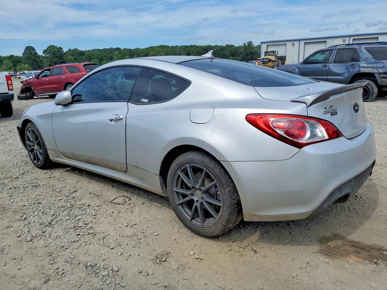 2010 HYUNDAI GENESIS