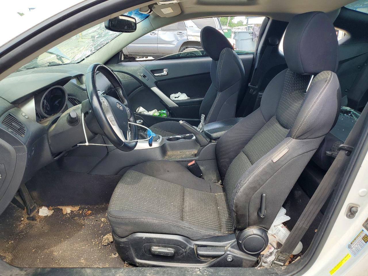 2010 HYUNDAI GENESIS