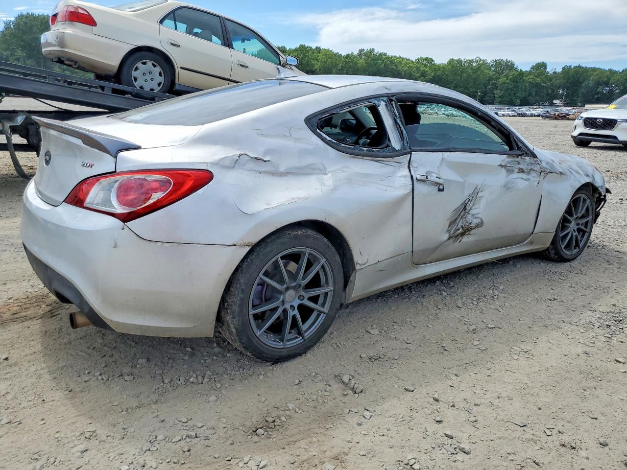 2010 HYUNDAI GENESIS
