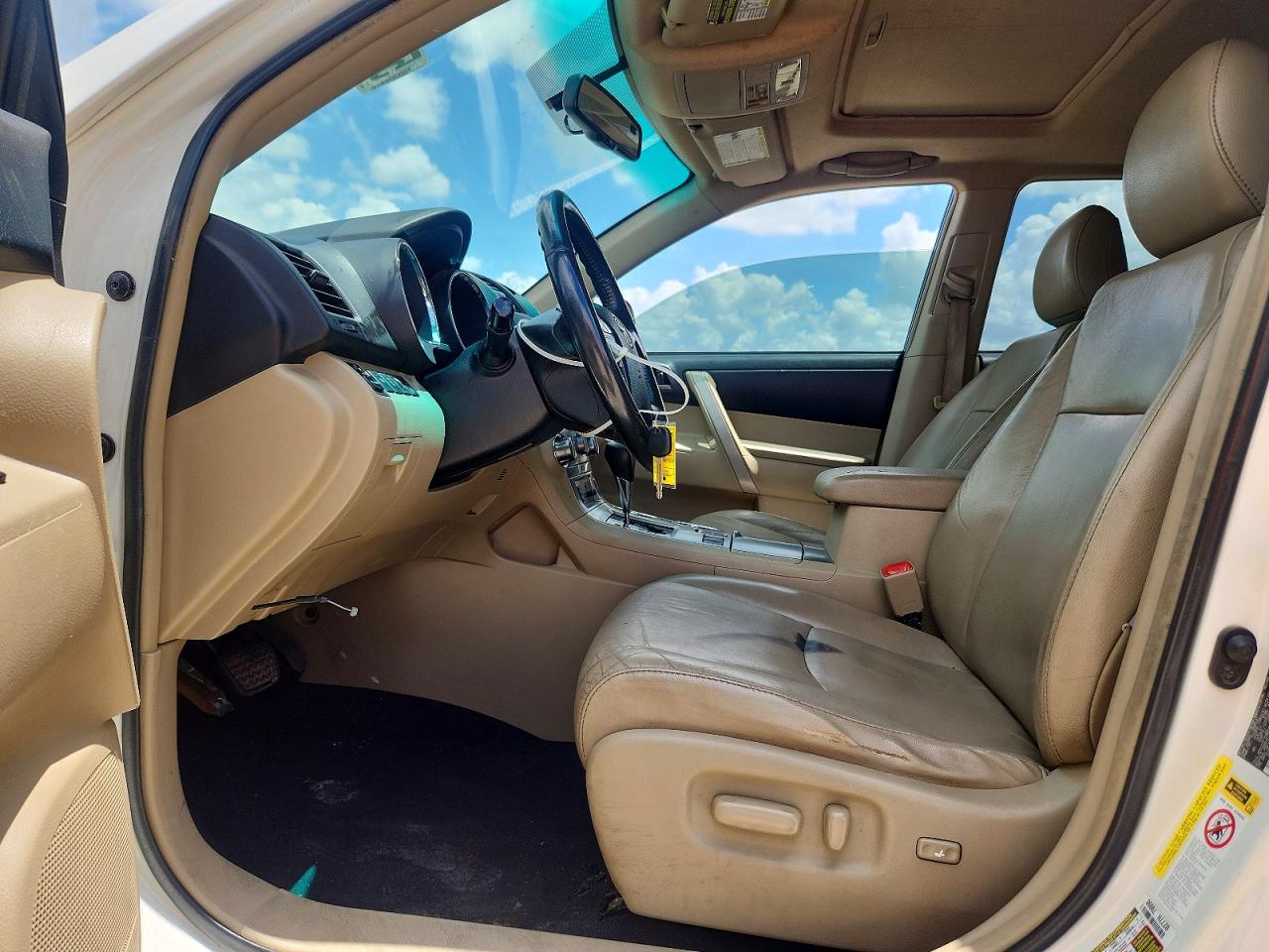 2012 TOYOTA HIGHLANDER