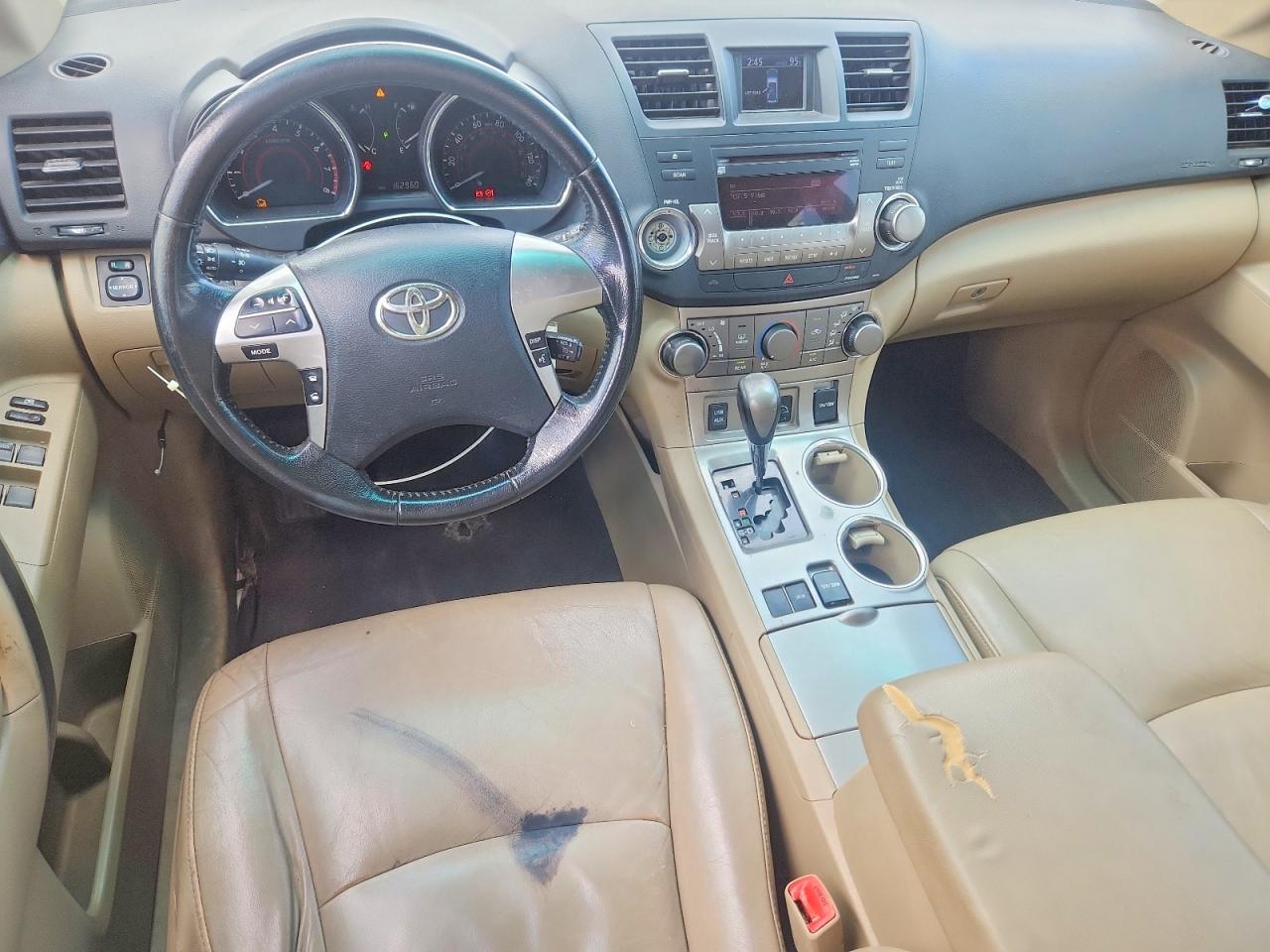 2012 TOYOTA HIGHLANDER