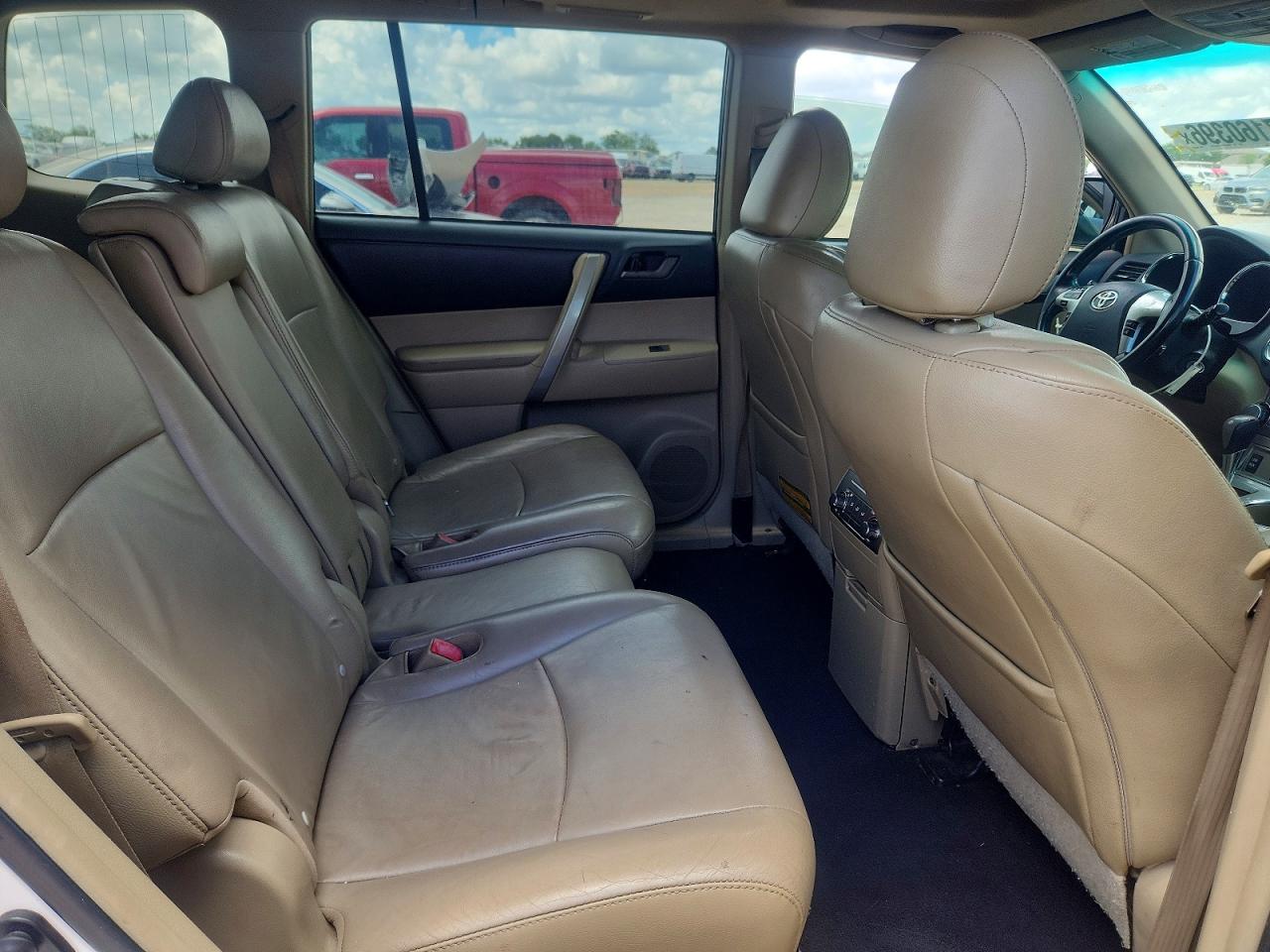 2012 TOYOTA HIGHLANDER