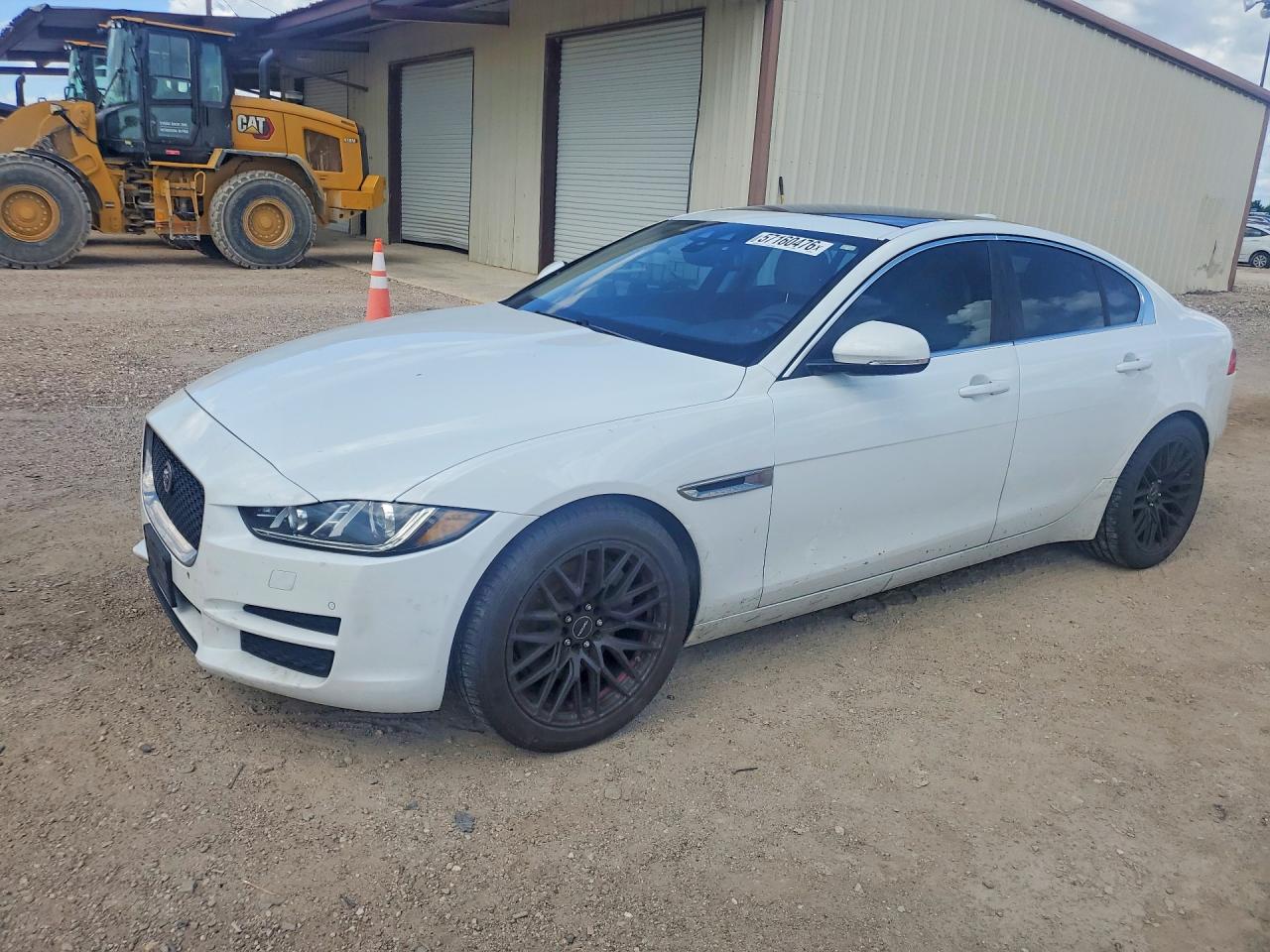 2017 JAGUAR XE