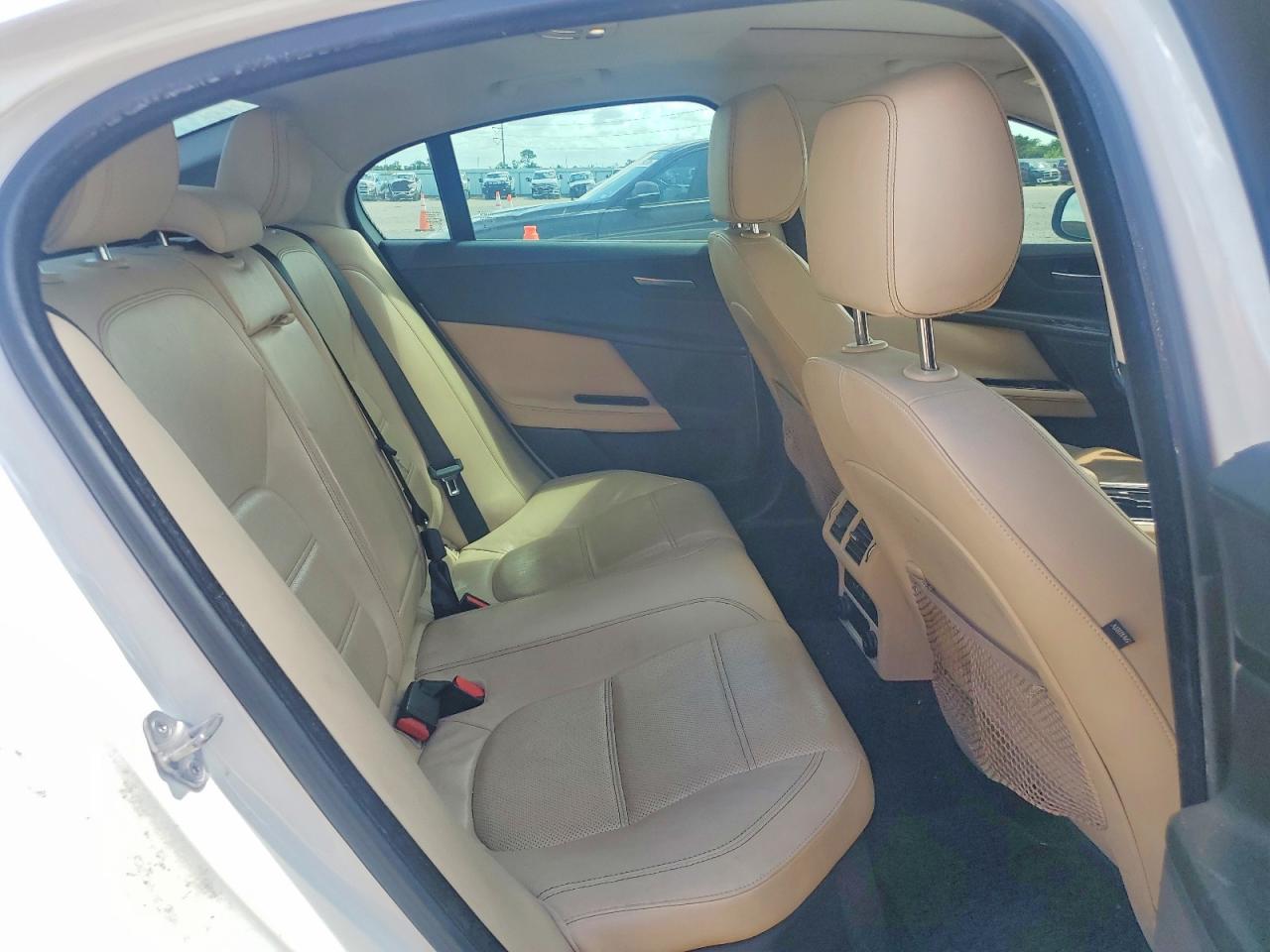 2017 JAGUAR XE