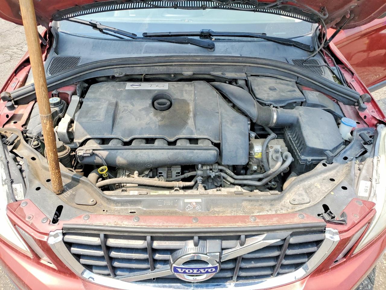2011 VOLVO XC60