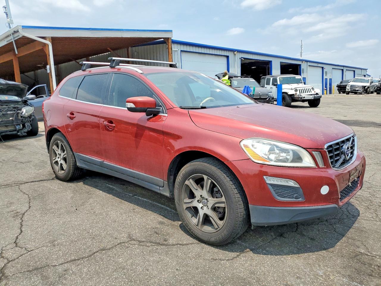 2011 VOLVO XC60