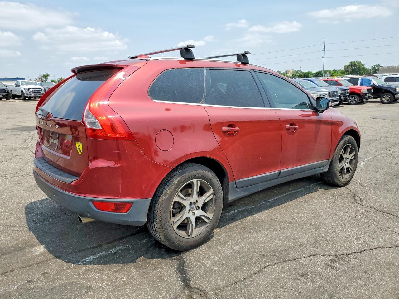 2011 VOLVO XC60