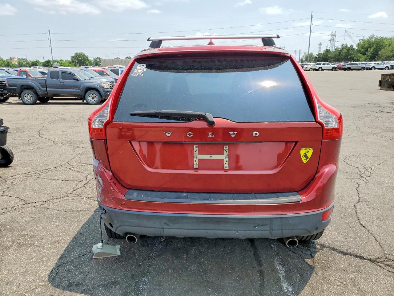2011 VOLVO XC60