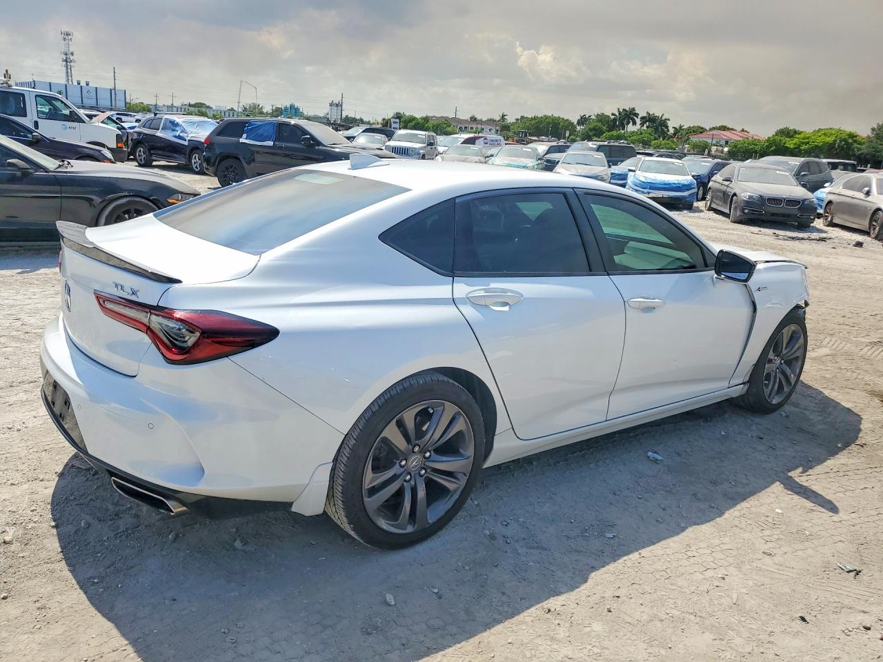 2022 ACURA TLX