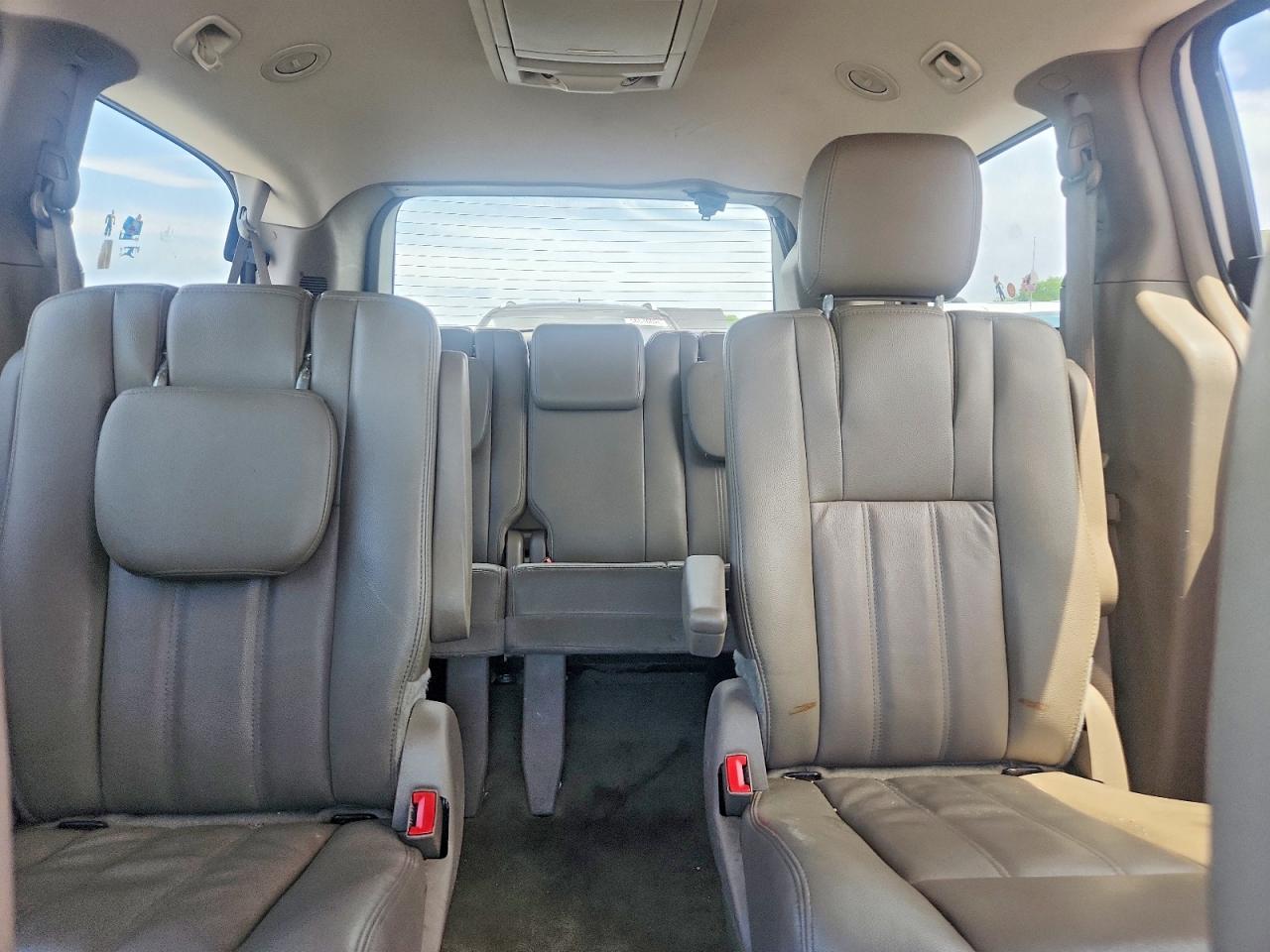 2014 CHRYSLER MINIVAN