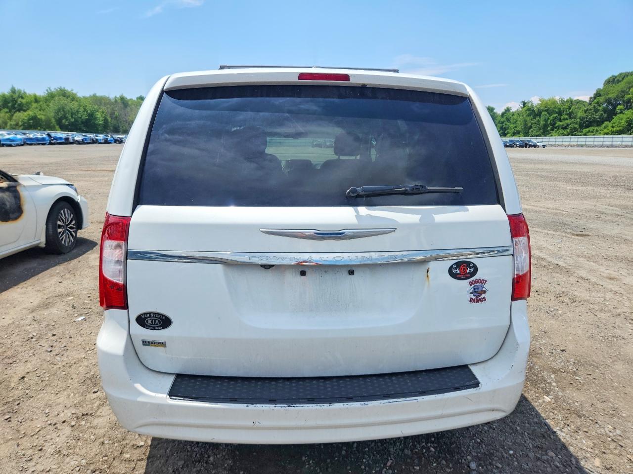 2014 CHRYSLER MINIVAN