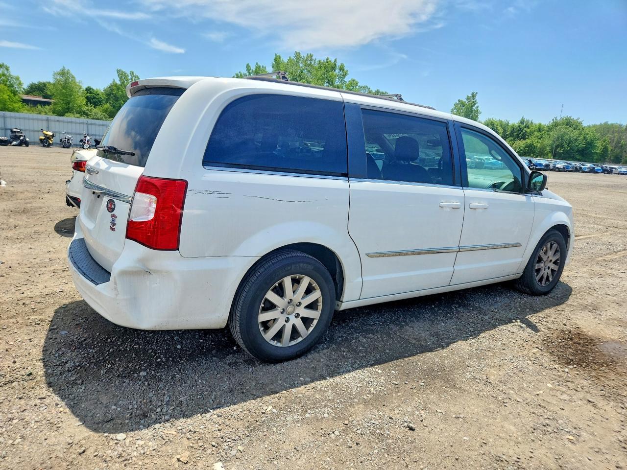 2014 CHRYSLER MINIVAN