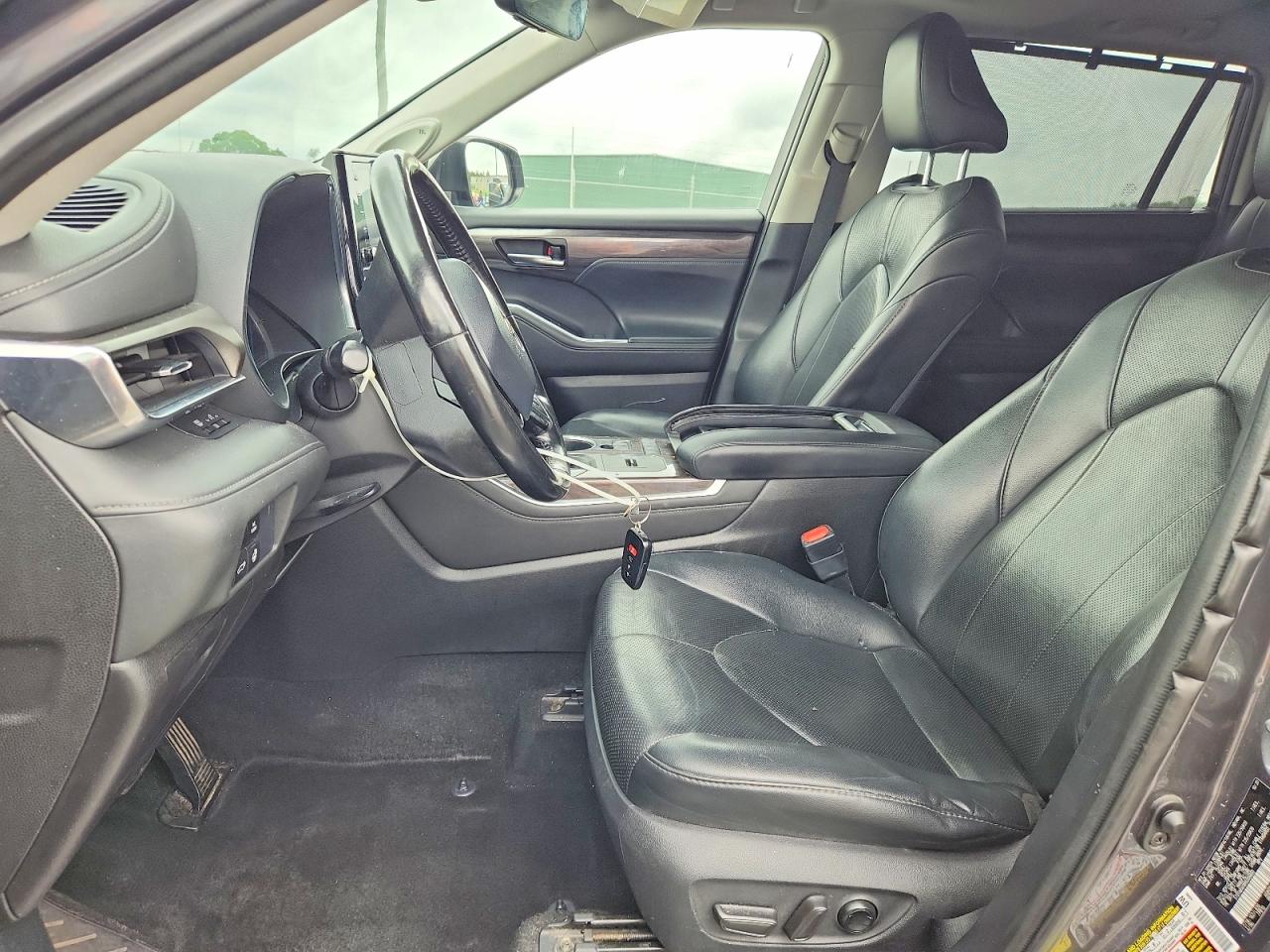 2021 TOYOTA HIGHLANDER