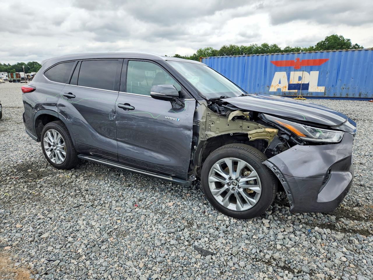 2021 TOYOTA HIGHLANDER
