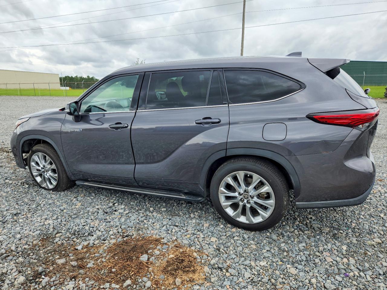 2021 TOYOTA HIGHLANDER