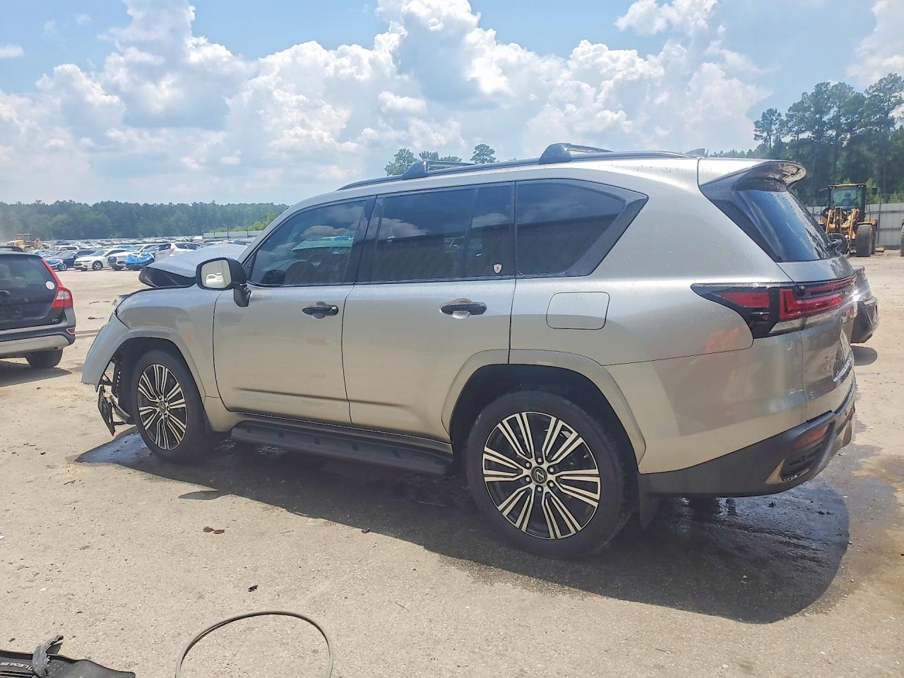 2023 LEXUS LX 600