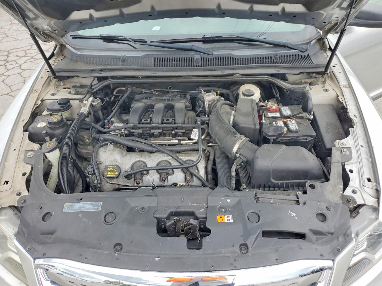 2011 FORD TAURUS