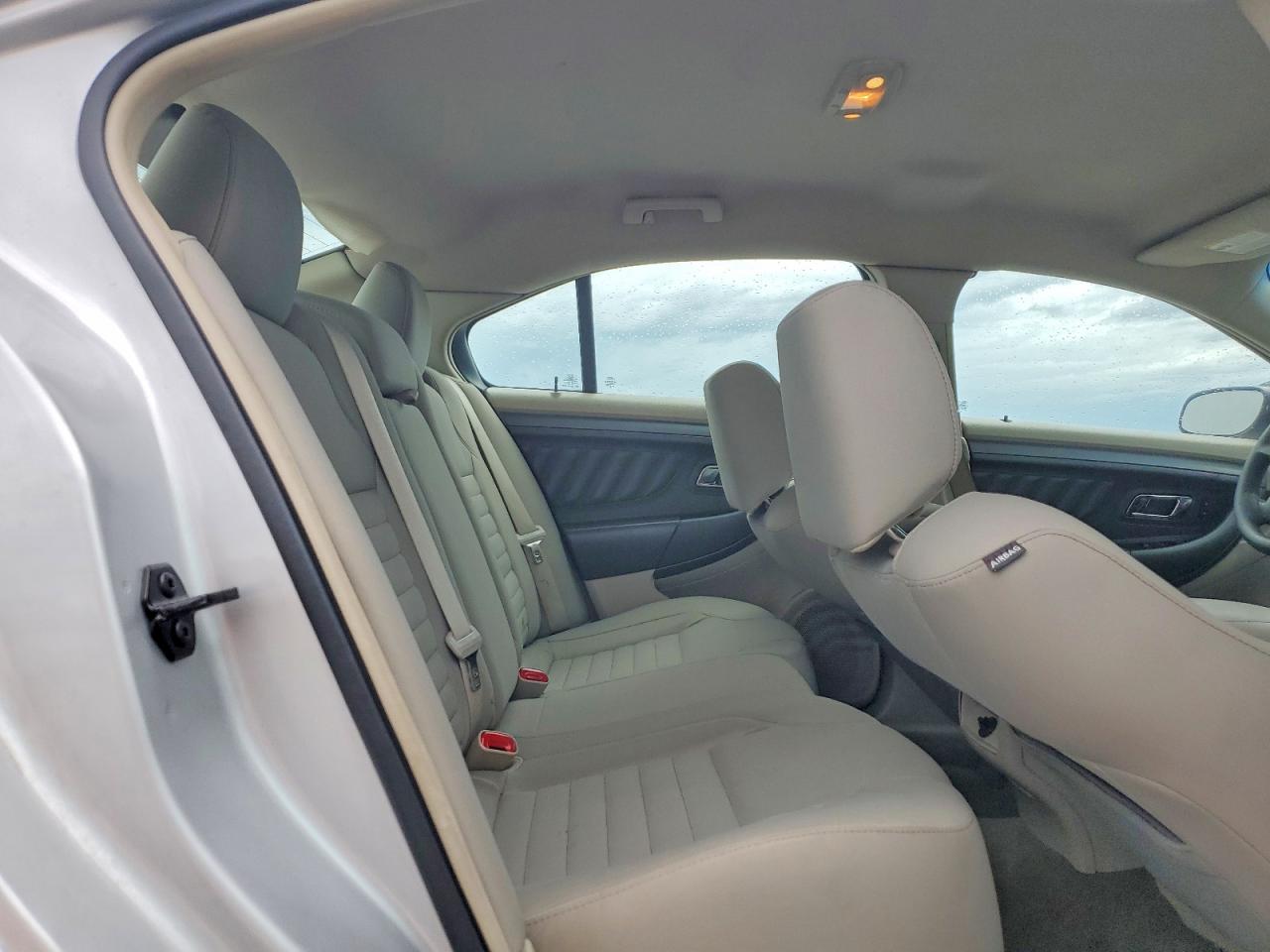 2011 FORD TAURUS