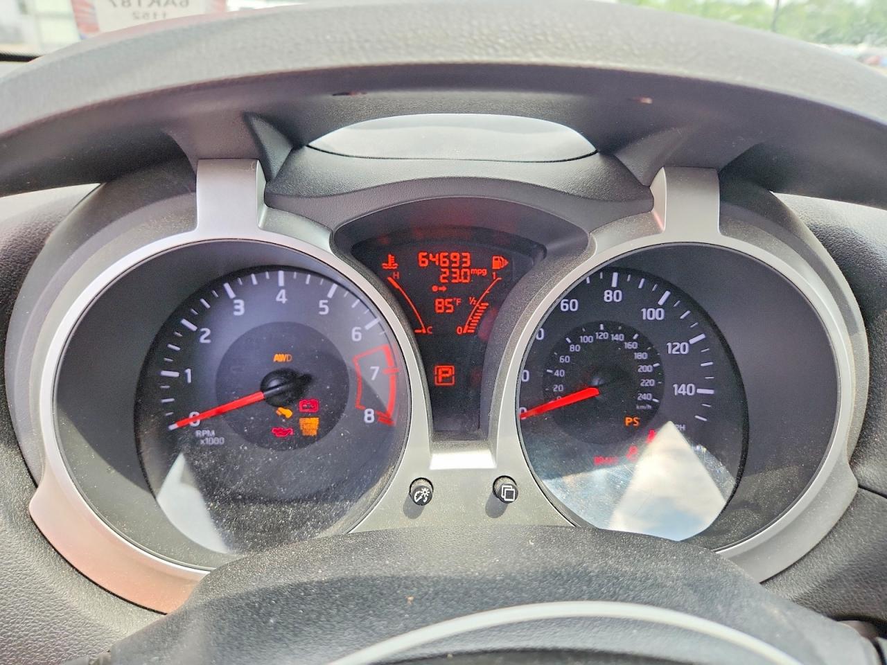 2014 NISSAN JUKE