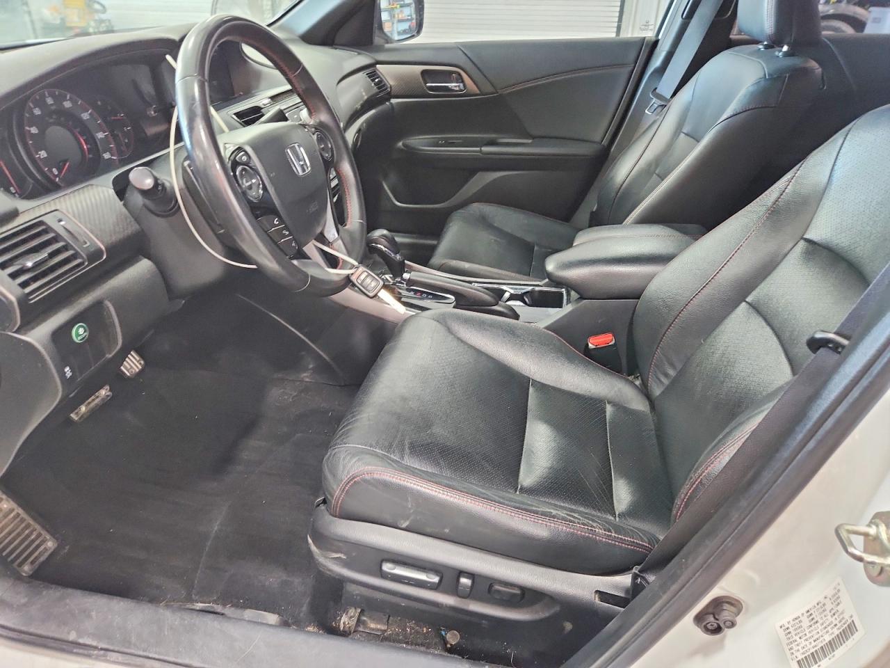 2017 HONDA ACCORD