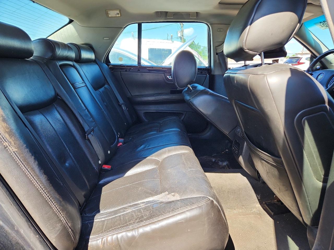 2011 CADILLAC DTS