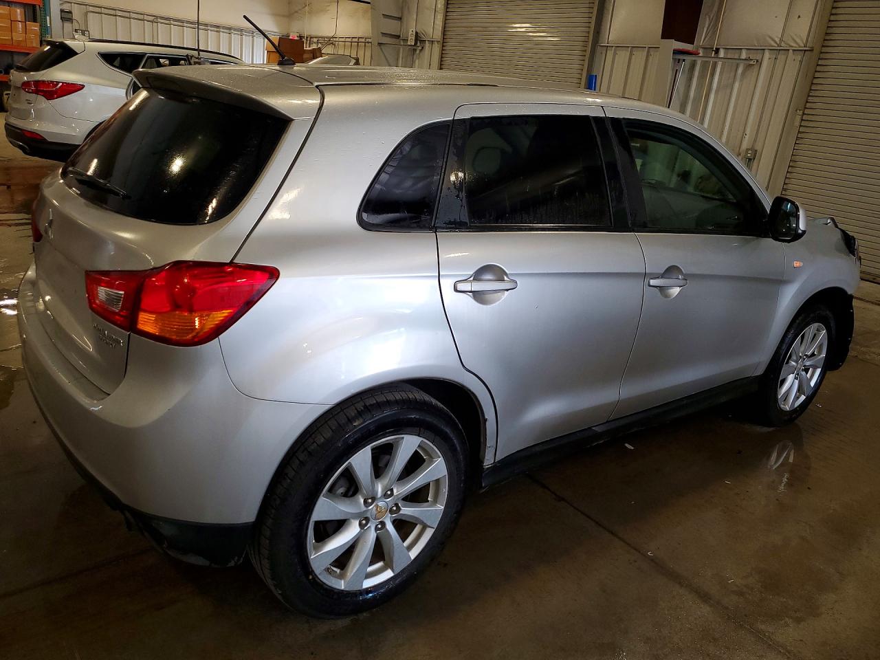 2013 MITSUBISHI OUTLANDER