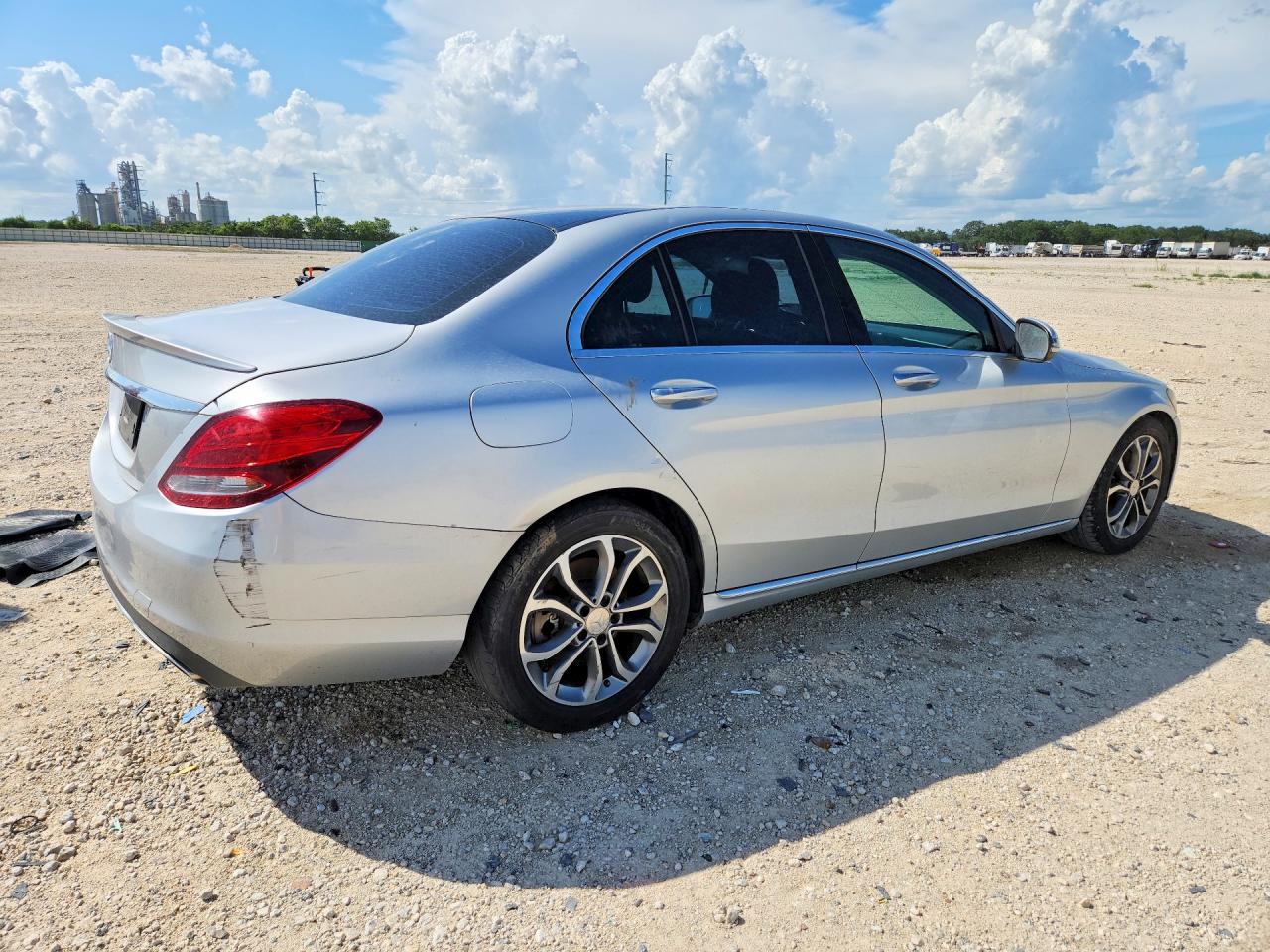 2016 MERCEDES-BENZ C-CLASS