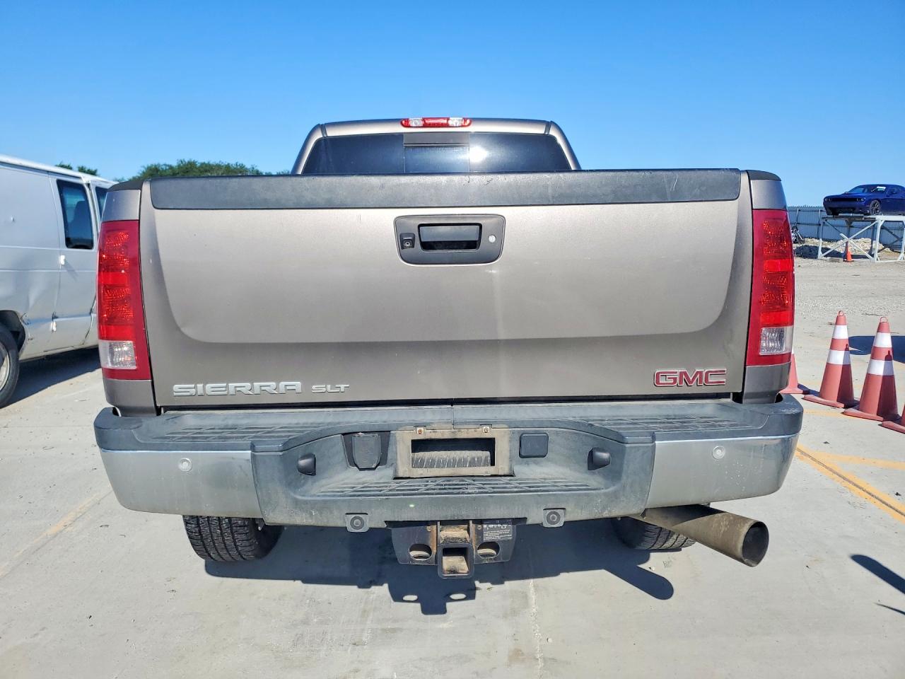 2014 GMC SIERRA