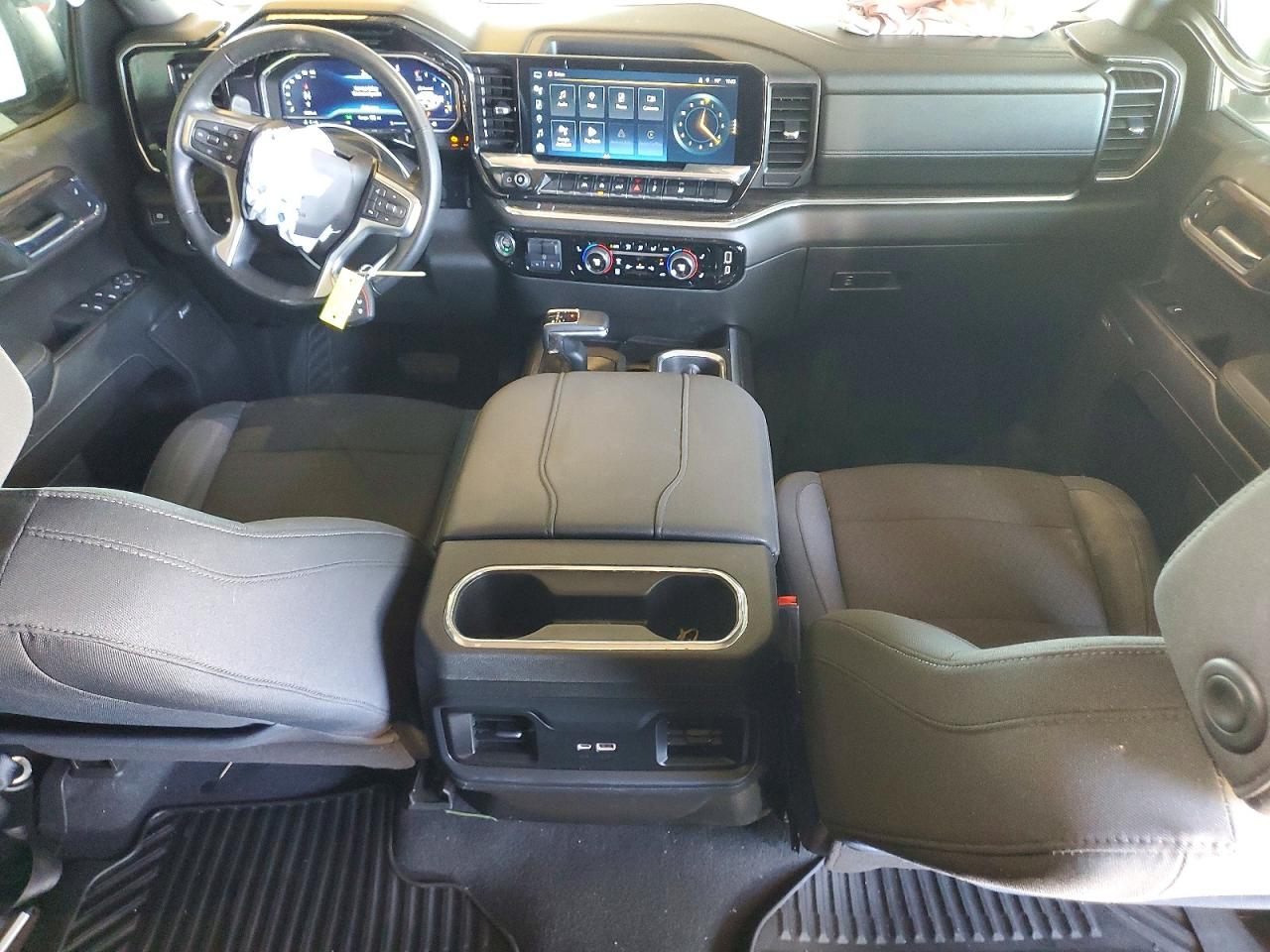 2023 CHEVROLET SILVERADO
