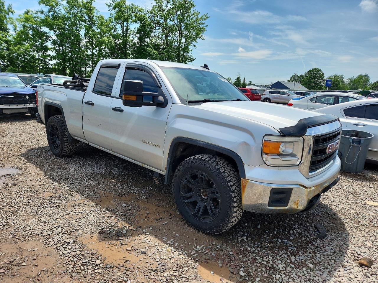 2015 GMC SIERRA