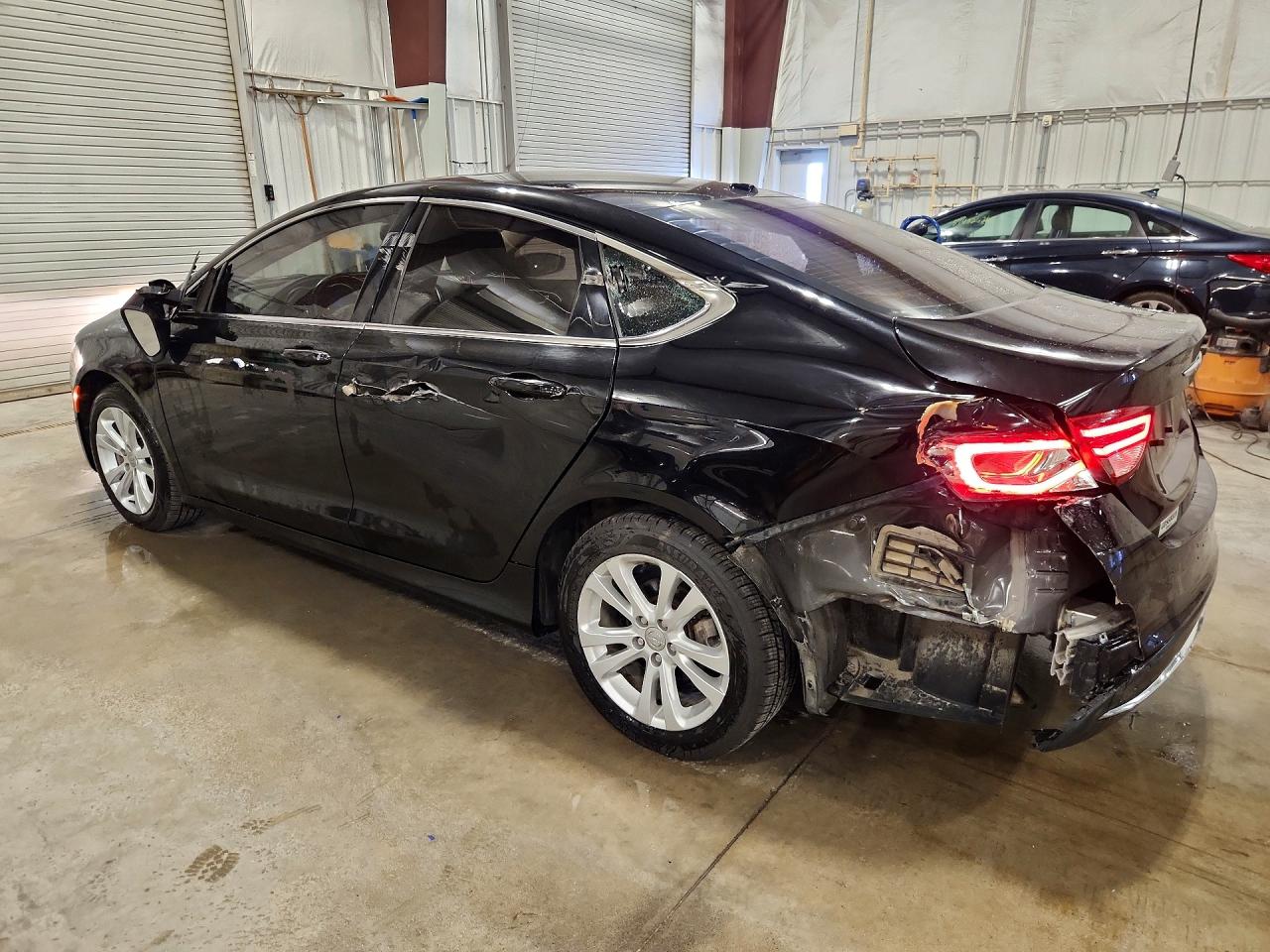 2015 CHRYSLER 200