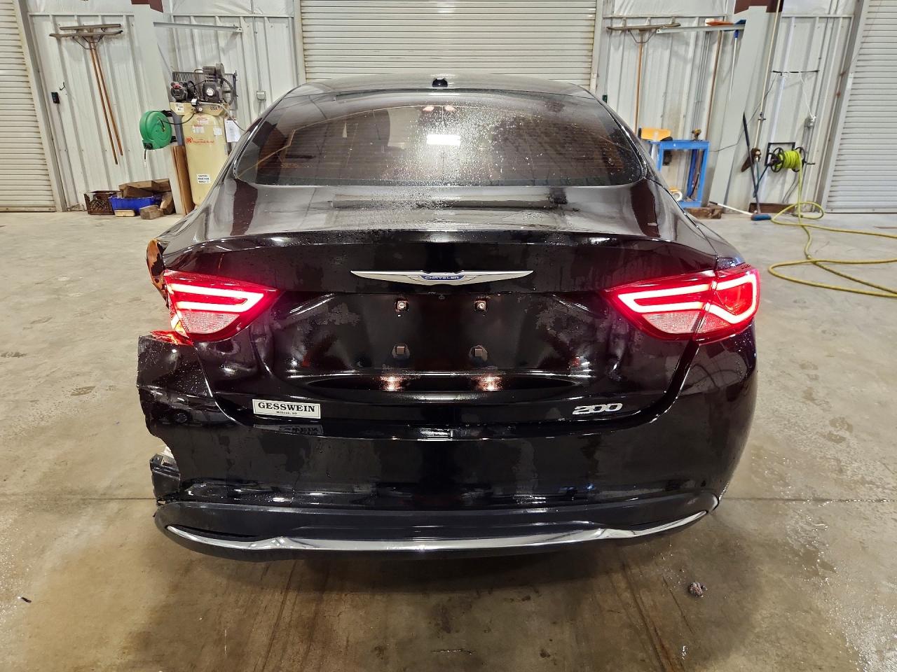 2015 CHRYSLER 200