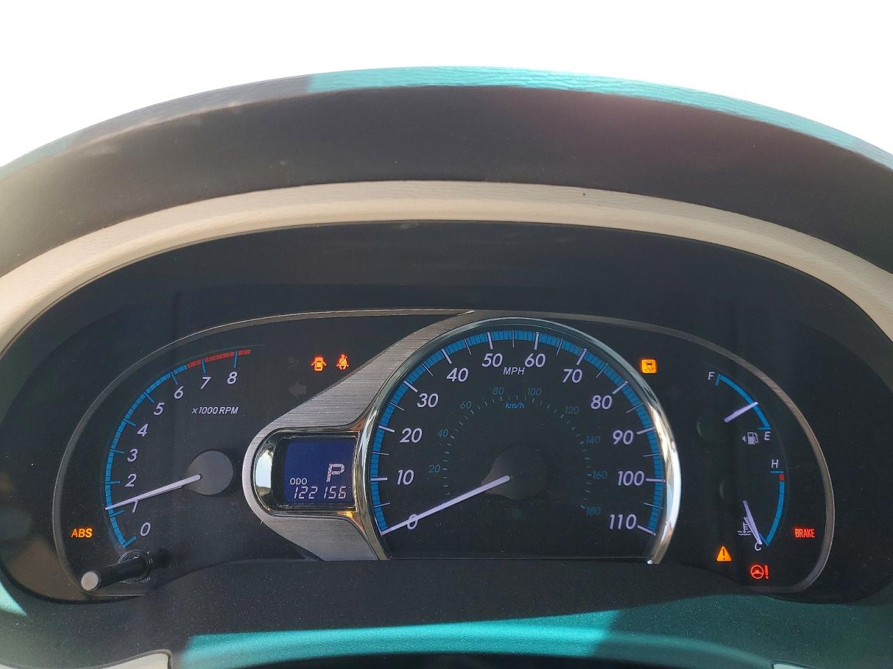 2012 TOYOTA SIENNA