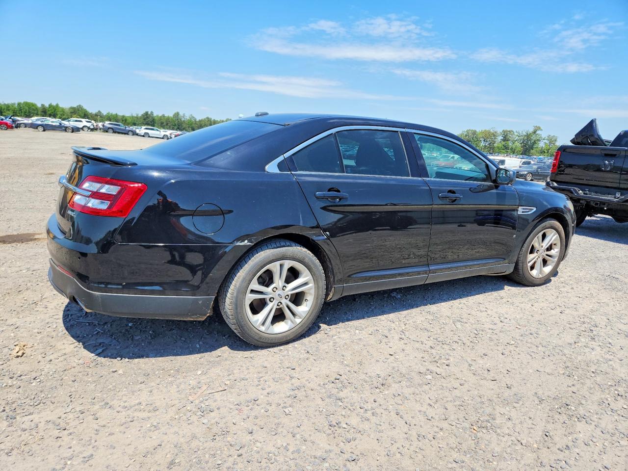 2016 FORD TAURUS
