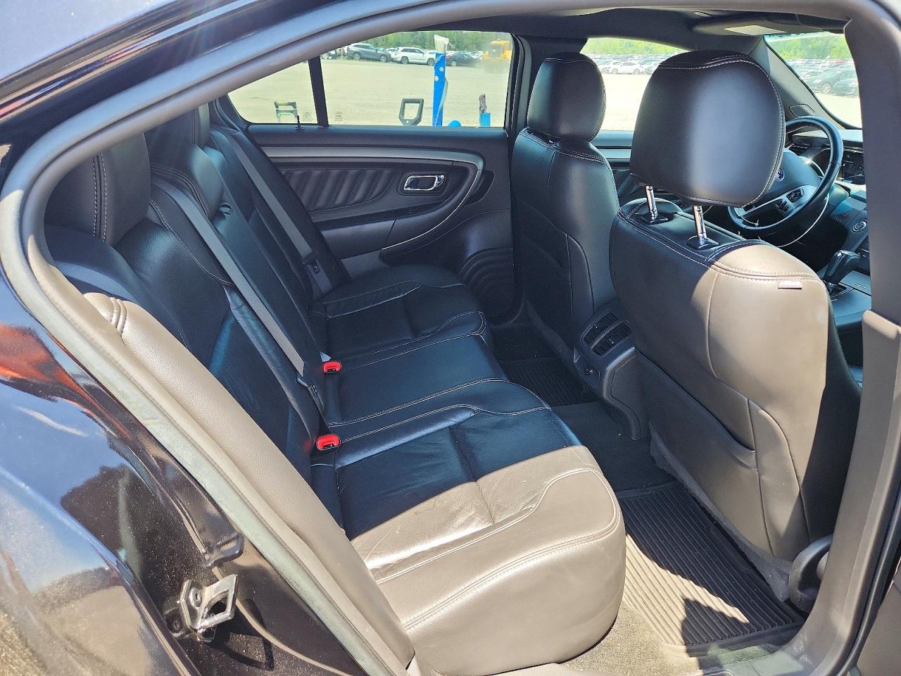 2016 FORD TAURUS