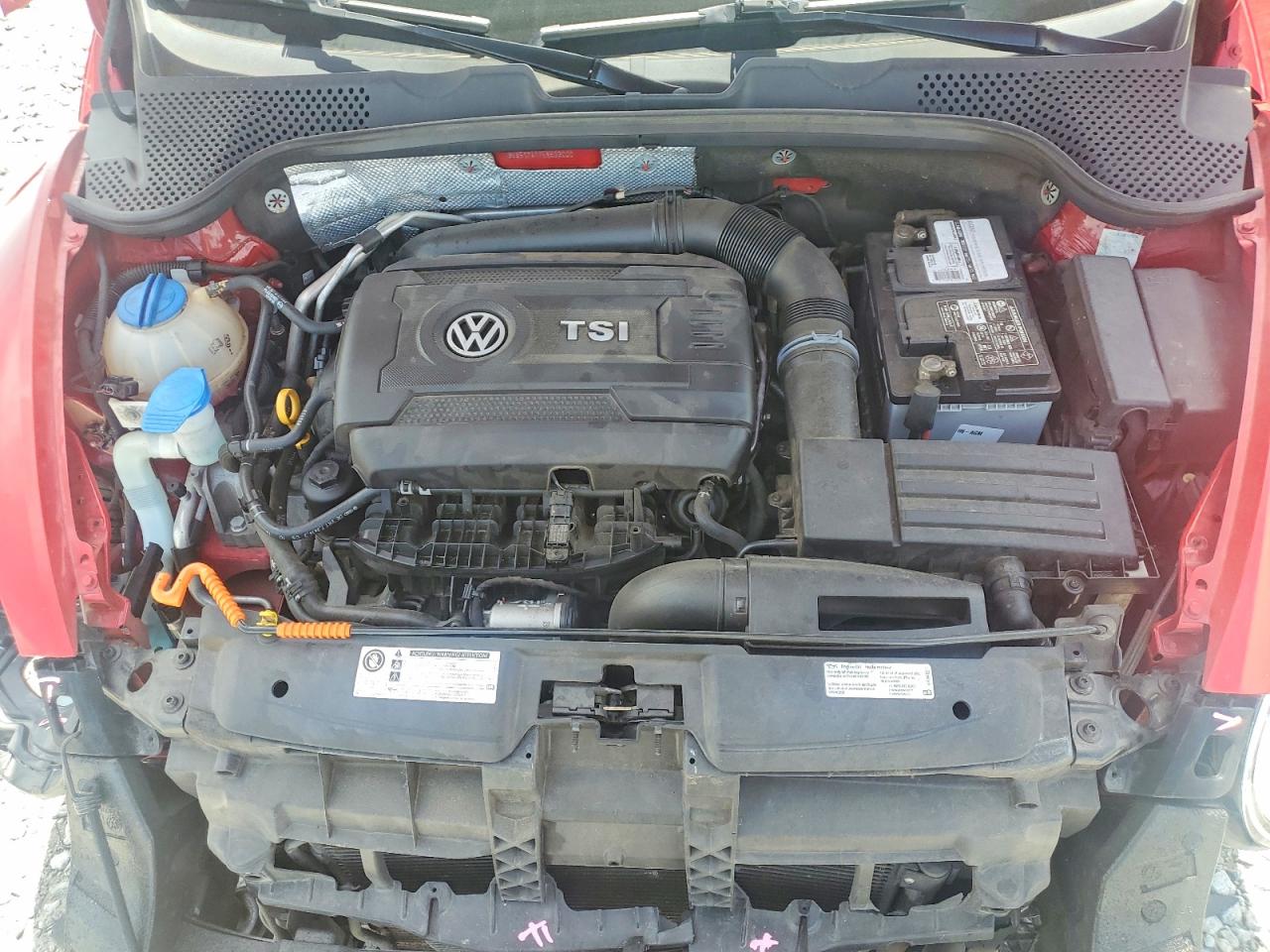 2014 VOLKSWAGEN BEETLE