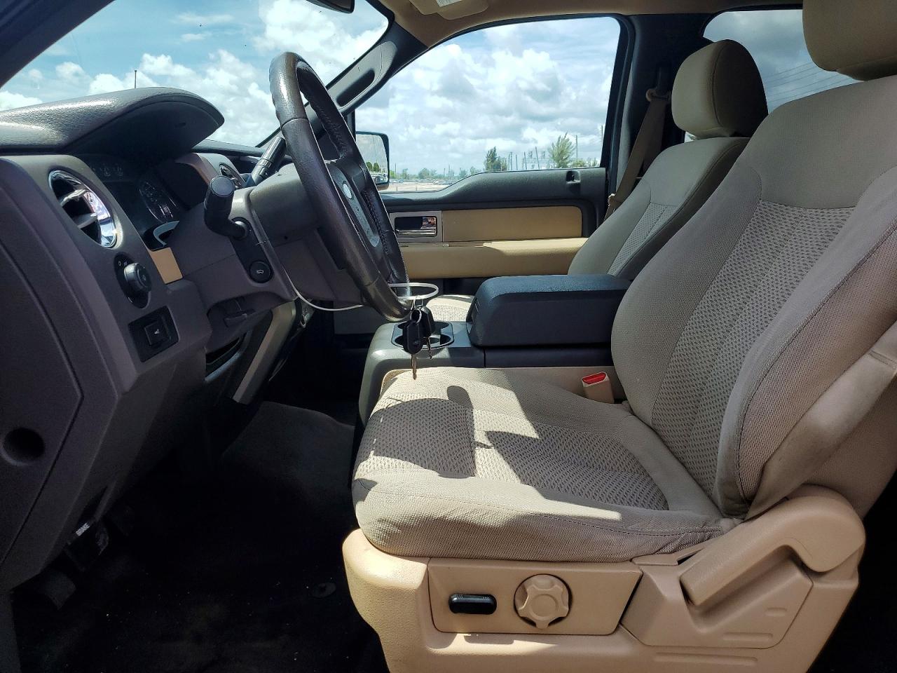 2011 FORD F150