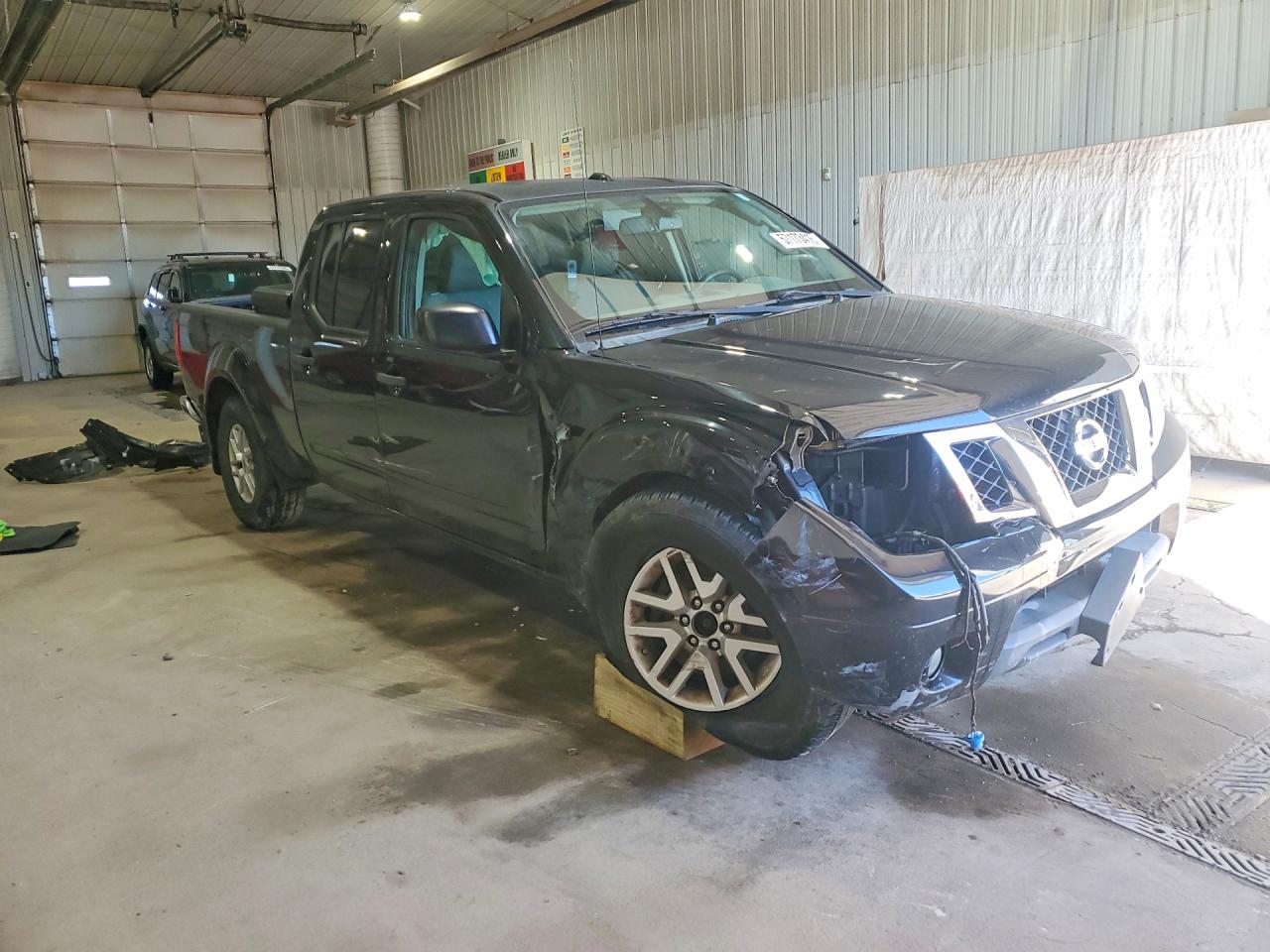 2016 NISSAN FRONTIER