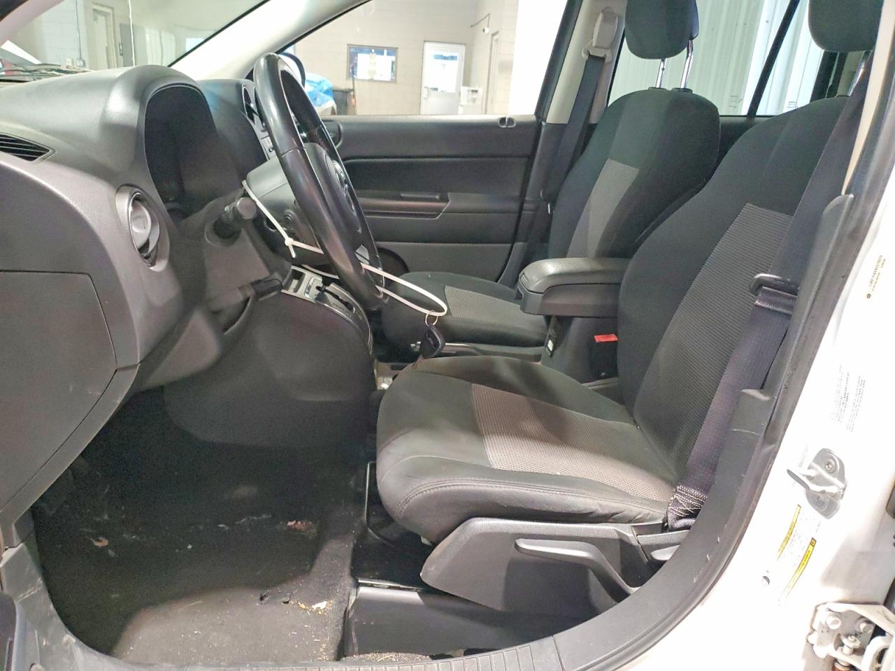 2011 JEEP COMPASS