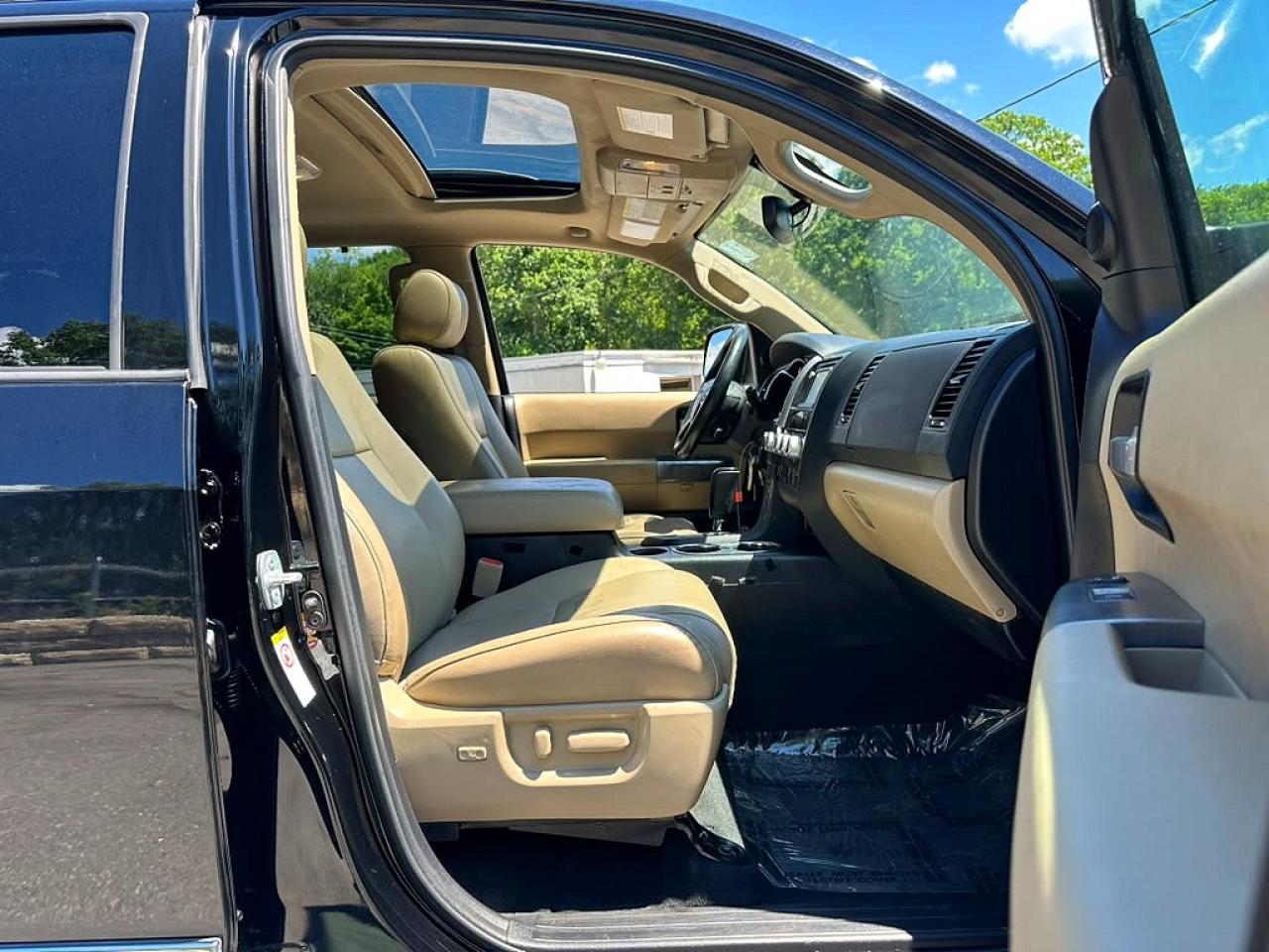 2019 TOYOTA SEQUOIA