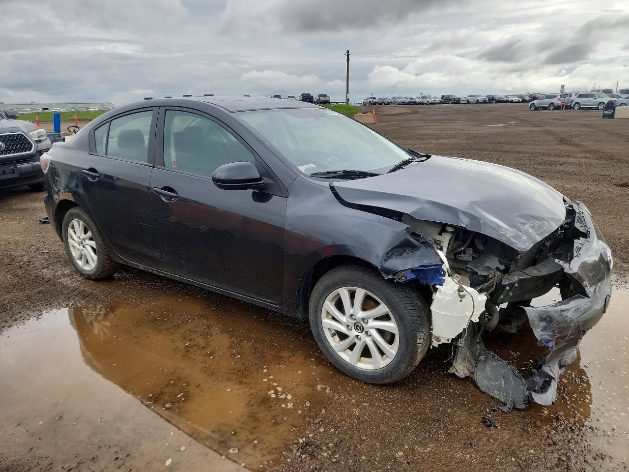 2013 MAZDA 3