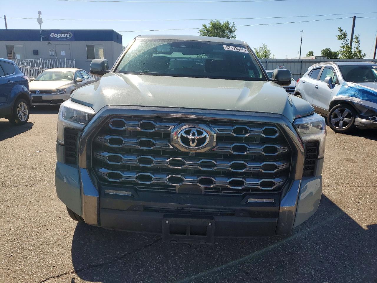 2024 TOYOTA TUNDRA