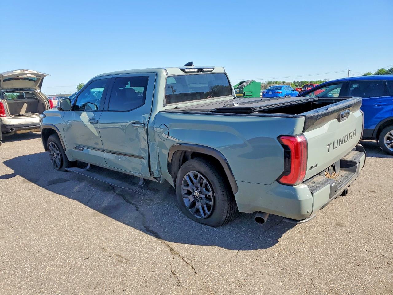 2024 TOYOTA TUNDRA