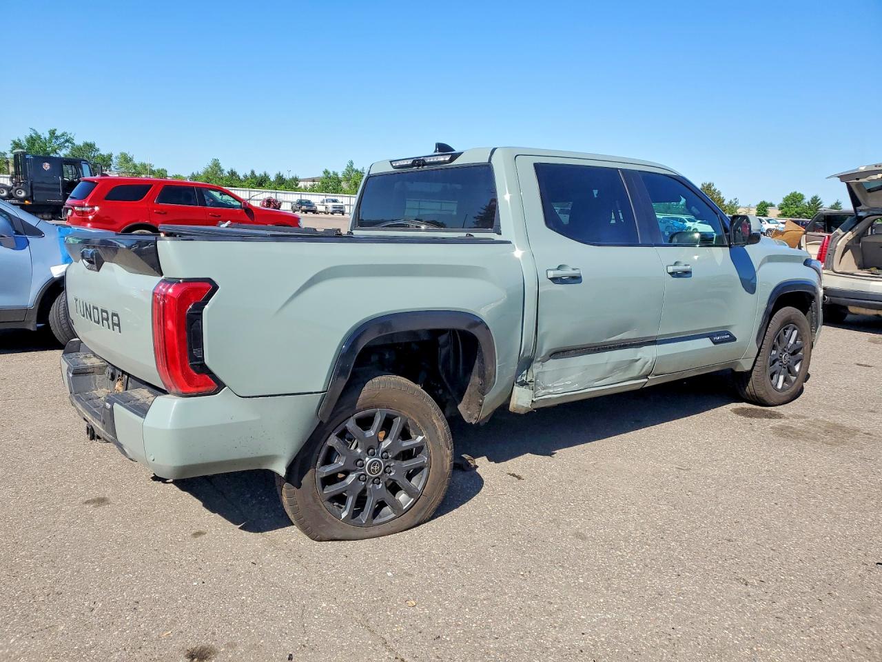 2024 TOYOTA TUNDRA