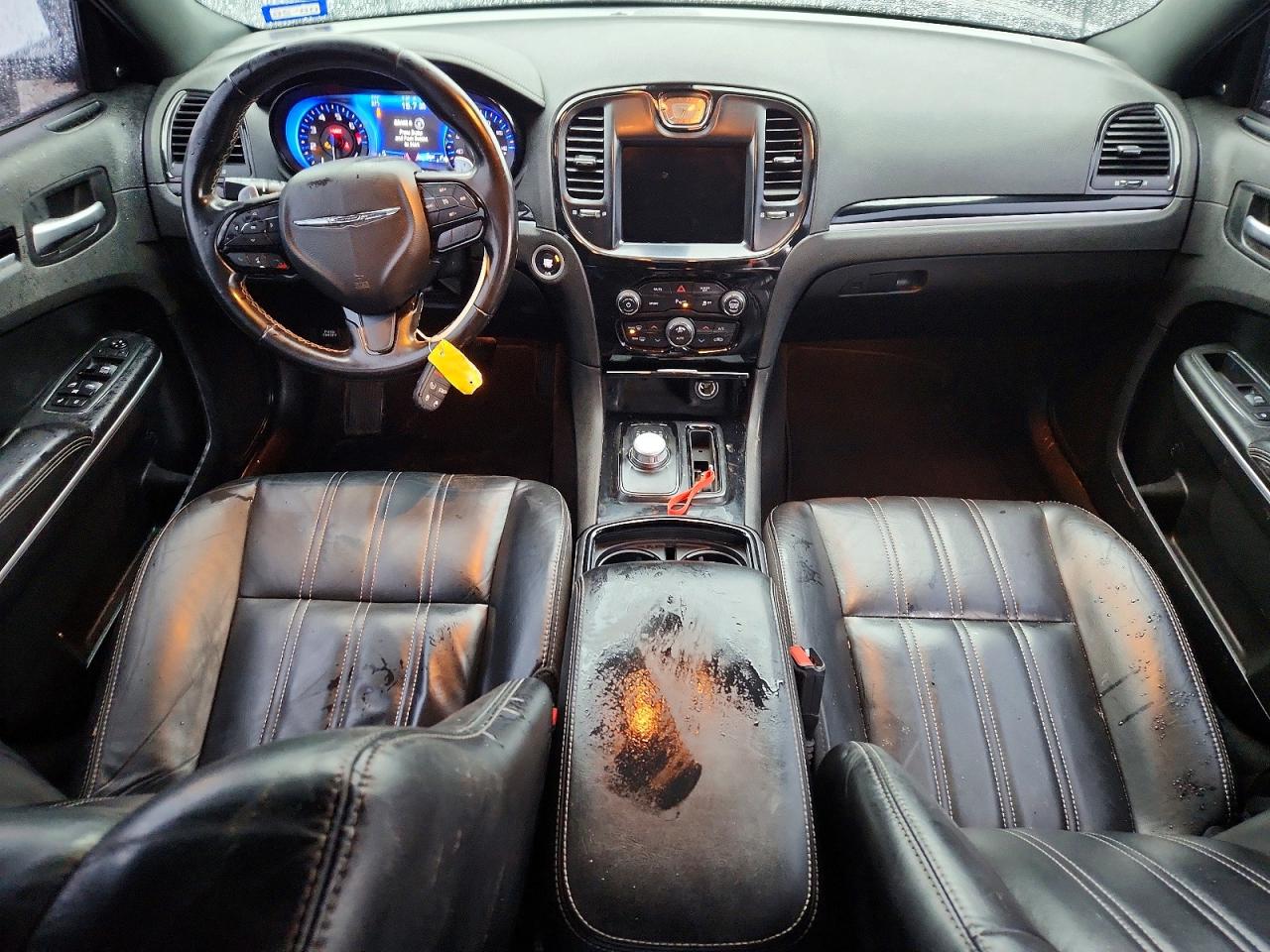 2019 CHRYSLER 300